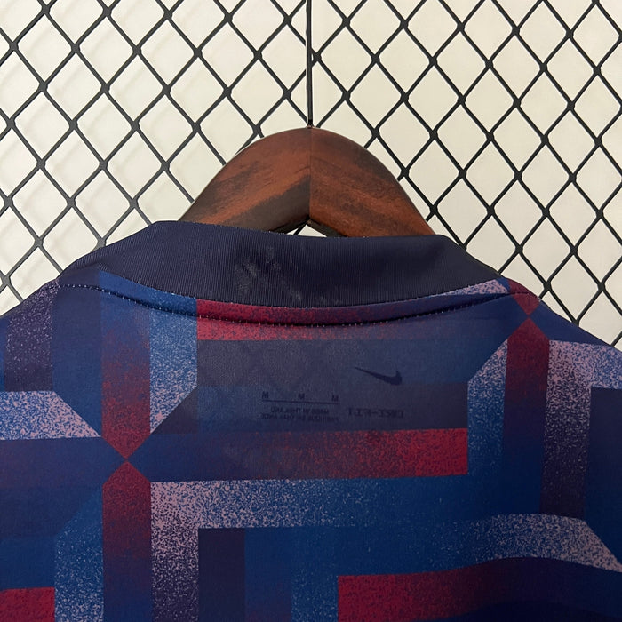 England 24-25 | Training Kit
