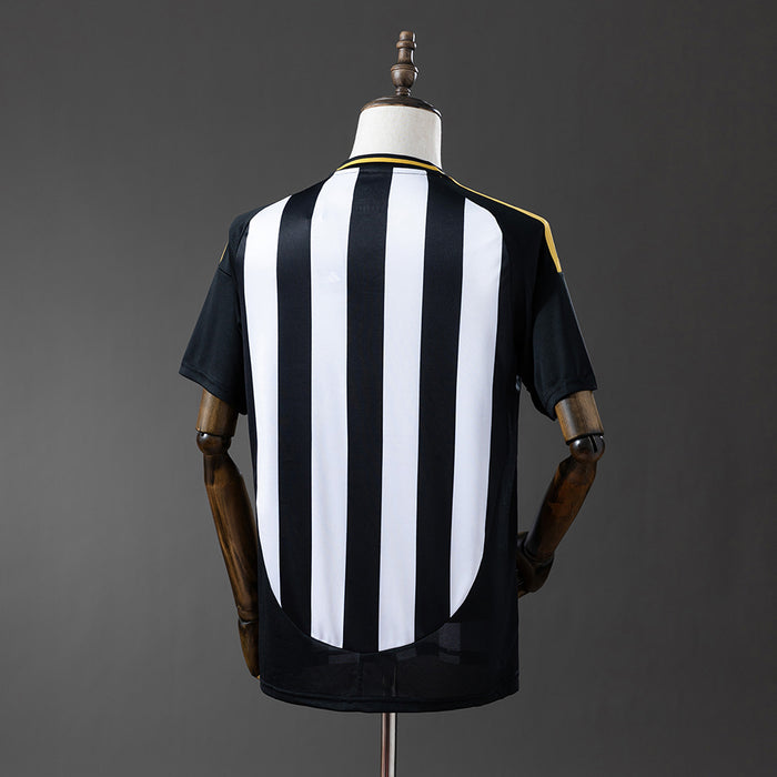 Atlético Mineiro  25-26 | Home