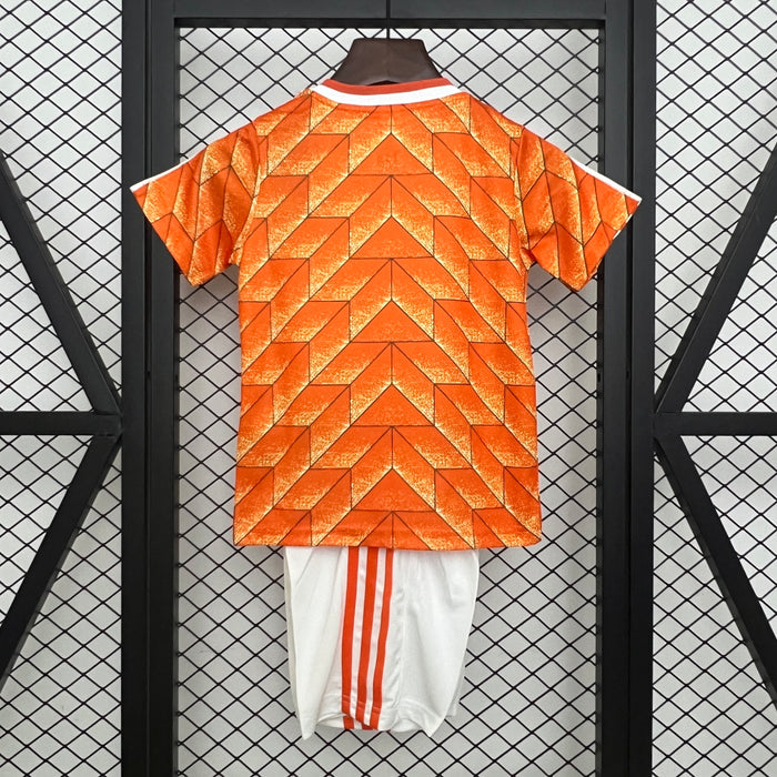 Netherlands 1988 | Kids | Home